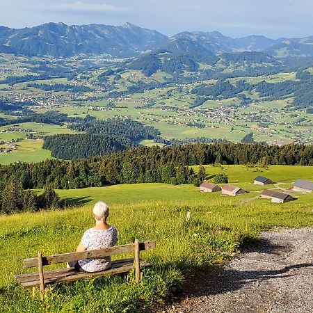 Unser Vorsaess - Klausberg Schwarzenberg im Bregenzerwald Kültér fotó