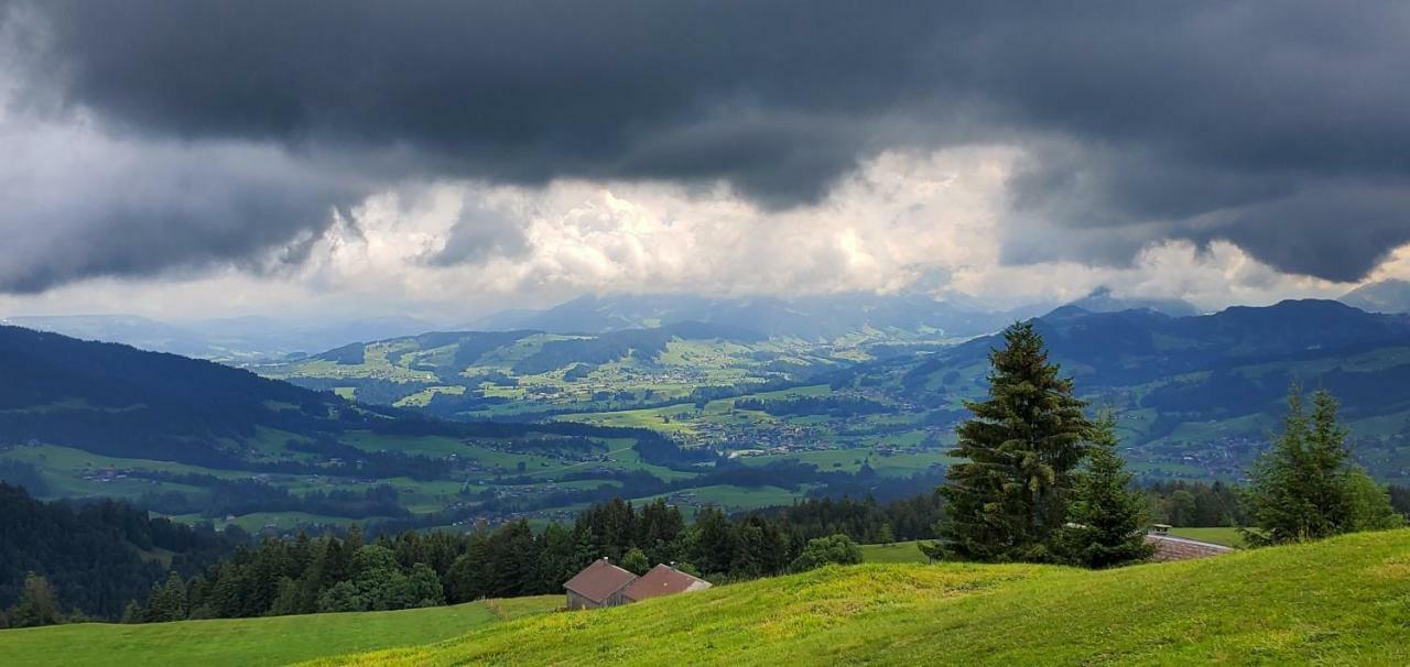 Unser Vorsaess - Klausberg Schwarzenberg im Bregenzerwald Kültér fotó